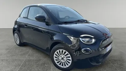 Usata Fiat 500e Action 69 kW (95 CV) 2024 Nero Berlina