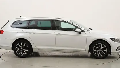 Usata VW Passat Executive 150 CV (110 kW) 2022 Station wagon
