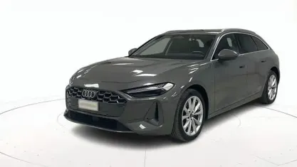 Usata Audi A5 Advanced Plus 204 CV (150 kW) 2025 Grigio / pastello Station wagon