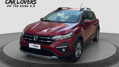 Rosso Usata 2023 Dacia Sandero Comfort Due volumi | 14.690 € (Buon prezzo)
