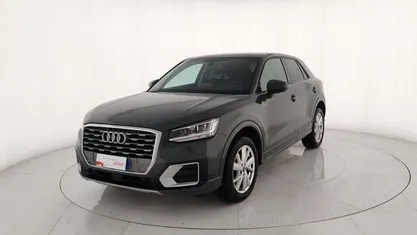 Usata Audi Q2 Admired 116 CV (85 kW) 2019 Grigio metallizzato SUV
