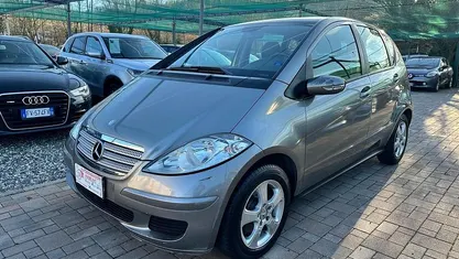 Usata Mercedes A180 110 CV (80 kW) 2008 Grigio Berlina
