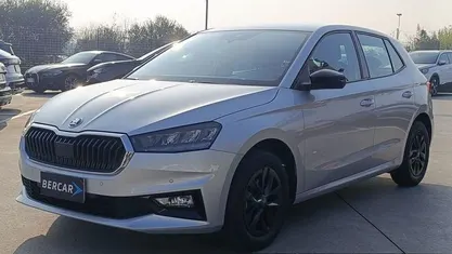 Usata Skoda Fabia 95 CV (69 kW) 2025 Argento Utilitaria