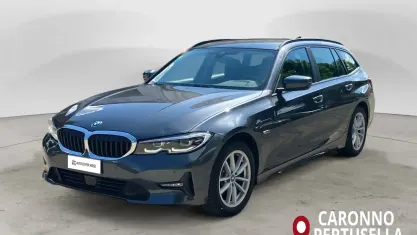Usata BMW 320 Advantage 163 CV (119 kW) 2022 Grigio Station wagon