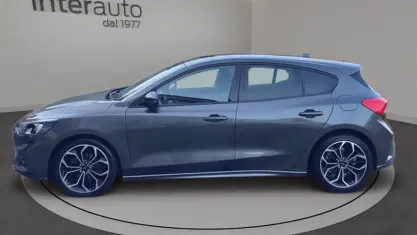 Usata Ford Focus ST-Line 125 CV (91 kW) 2021 Grigio metallizzato Berlina