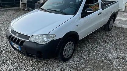 Usata Fiat Strada 84 CV (61 kW) 2010 Pick-up
