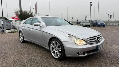 Other Usata 2007 Mercedes CLS320 Tre volumi | 8990 € (Buon prezzo)