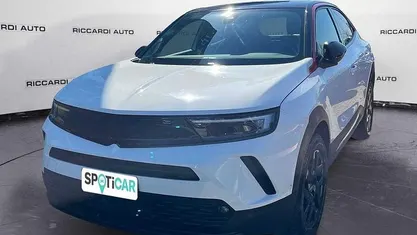 Usata Opel Mokka GS Line 131 CV (96 kW) 2021 Bianco SUV