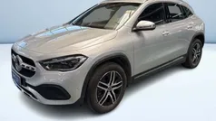 Argento metallizzato Usata 2020 Mercedes GLA200 SUV | 33.700 € (Buon prezzo)