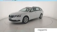 Bianco luna metallizzato Usata 2019 Skoda Octavia Executive Station wagon | 13.900 € (Buon prezzo)