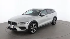 Grigio Usata 2020 Volvo V60 CC Business Edition Station wagon | 24.599 € (Buon prezzo)