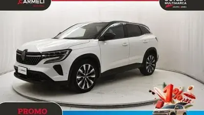 Usata Renault Austral Techno 199 CV (146 kW) 2024 Bianco SUV