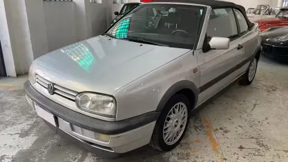 Usata VW Golf Cabriolet Highline 101 CV (74 kW) 1998 Grigio Cabrio
