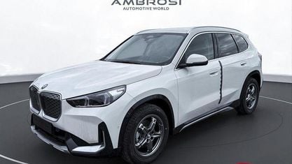 Neu BMW iX1 xLine 150 kW (204 PS) 2025 Weiß SUV