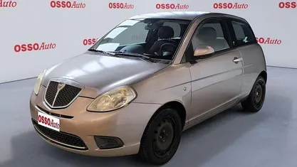 Usata Lancia Ypsilon 60 CV (44 kW) 2010 Grigio Utilitaria