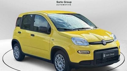Begagnad Fiat Panda Red 70 HK (51 kW) 2024 Silver Halvkombi