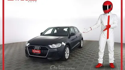 Usata Audi A1 Admired 95 CV (69 kW) 2022 Grigio manhattan SUV