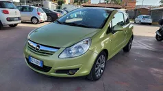 Usata 2007 Opel Corsa Club Tre volumi | 2500 € (Buon prezzo)