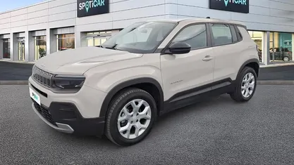 Grigio Usata 2024 Jeep Avenger Altitude SUV | 22.165 € (Cara)