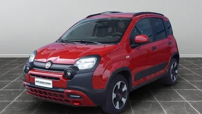 Usata 2024 Fiat Panda Cross Cross Due volumi | 14.500 € (Buon prezzo)