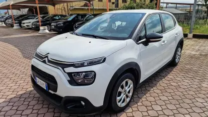 Begagnad Citroën C3 Feel 102 HK (75 kW) 2023 Halvkombi