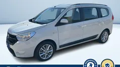 Bianco pastello Usata 2017 Dacia Lodgy Lauréate Monovolume | 9600 € (Buon prezzo)