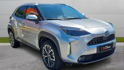 Gebraucht Toyota Yaris Cross Lounge 92 PS (67 kW) 2022 Silber SUV