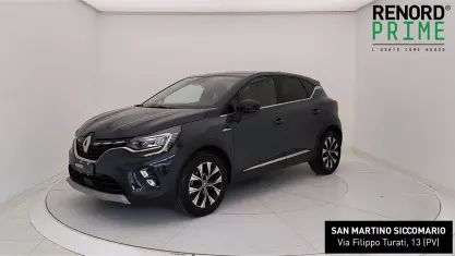 Usata Renault Captur Intens 101 CV (74 kW) 2023 Blu marino SUV