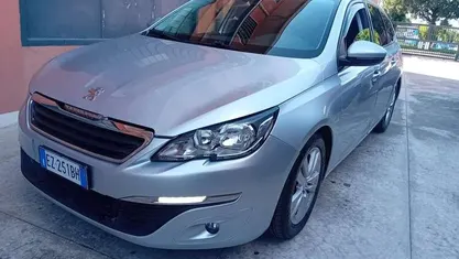 Grigio chiaro Usata 2015 Peugeot 308 Business-Line Station wagon | 8500 € (Buon prezzo)