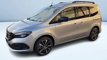 Usata 2023 Mercedes EQT200 Premium Monovolume | 34.200 €