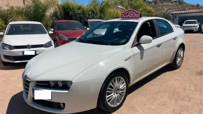 Usata Alfa Romeo 159 170 CV (125 kW) 2011 Bianco Berlina
