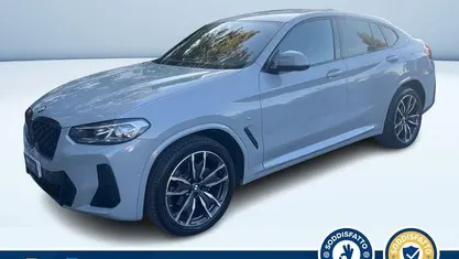 Grigio metallizzato Usata 2023 BMW X4 M Sport SUV | 42.900 € (Ottimo prezzo)