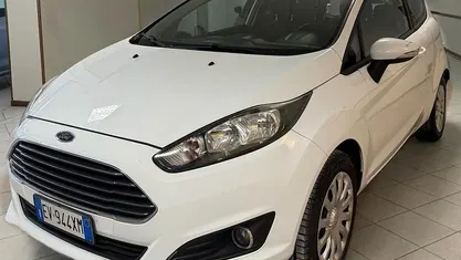 Usata Ford Fiesta Titanium 75 CV (55 kW) 2014 Utilitaria