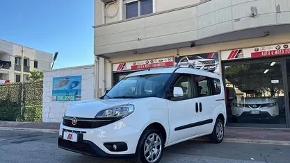Usata 2016 Fiat Doblò Lounge Monovolume | 7290 € (Buon prezzo)