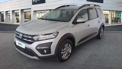 Usata 2022 Dacia Jogger Comfort Monovolume | 13.850 € (Ottimo prezzo)