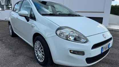 Usata Fiat Punto 75 CV (55 kW) 2012 Nero Utilitaria