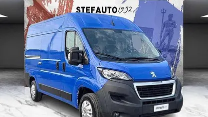 Usata Peugeot Boxer S 140 CV (102 kW) 2022 Blu Furgone