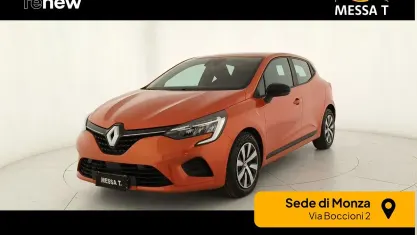 Usata Renault Clio SE 67 CV (49 kW) 2023 Arancione Utilitaria