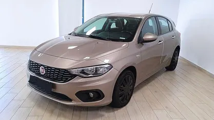 Usata Fiat Tipo Easy 120 CV (88 kW) 2017 Utilitaria
