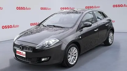 Usata Fiat Bravo 120 CV (88 kW) 2011 Gray Utilitaria