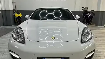 Usata Porsche Panamera 300 CV (220 kW) 2012 Utilitaria