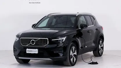Usata 2022 Volvo XC40 Core SUV | 29.900 € (Buon prezzo)
