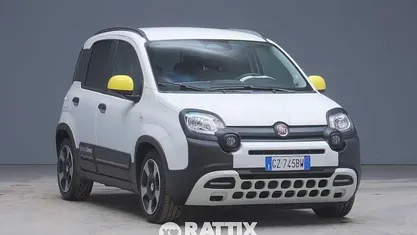 Usata Fiat Panda Cross Cross 70 CV (51 kW) 2025 Utilitaria