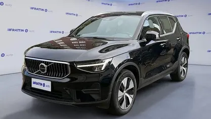 Usata Volvo XC40 Core 211 CV (155 kW) 2022 Nero SUV