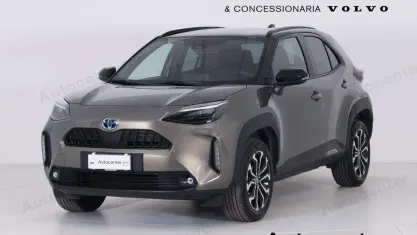Usata Toyota Yaris Cross Trend 92 CV (67 kW) 2022 Verde SUV