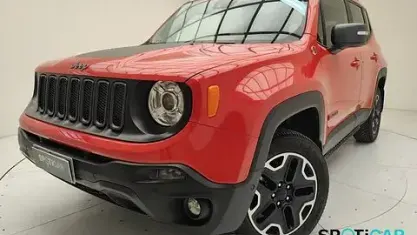 Usata Jeep Renegade Trailhawk 170 CV (125 kW) 2017 Rosso SUV