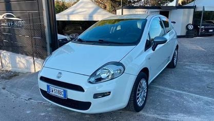 Usata Fiat Punto Lounge 69 CV (50 kW) 2014 Bianco Utilitaria