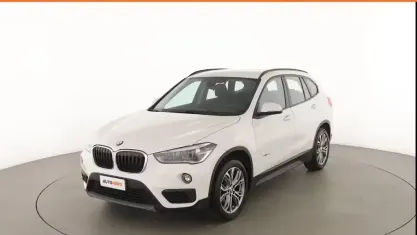 Käytetty BMW X1 Advantage 150 HP (110 kW) 2015 Valkoinen Katumaasturi