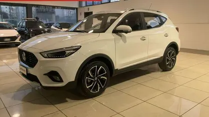 Nuova MG ZS Luxury 106 CV (77 kW) 2025 Bianco SUV