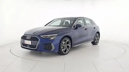 Usata Audi A3 S-Line 204 CV (150 kW) 2024 2d blu navarra metallizzato Berlina